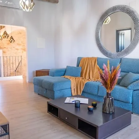 Radiant 5 Bedroom Family With Jacuzzi + Roof Deck Willa *