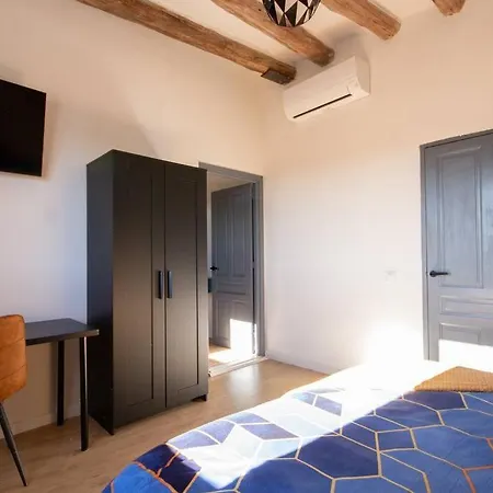Villa Radiant 5 Bedroom Family With Jacuzzi + Roof Deck *